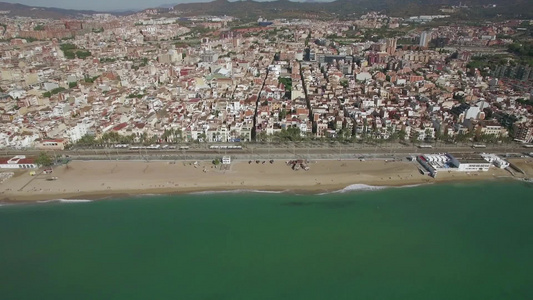 西班牙 巴塞罗那海岸和密集的住房视频