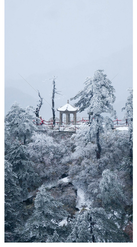 华山雪景手机壁纸图片