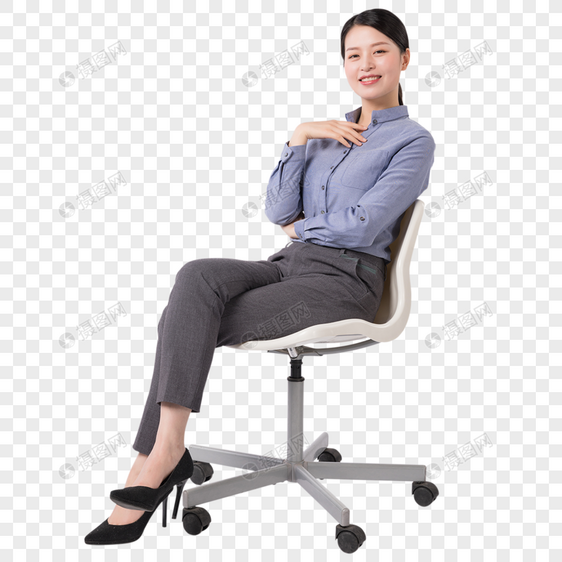 坐在椅子上休息放松的商务女性图片