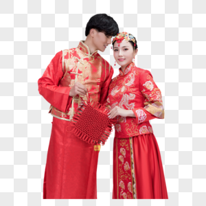 穿红装的情侣手持中国结图片
