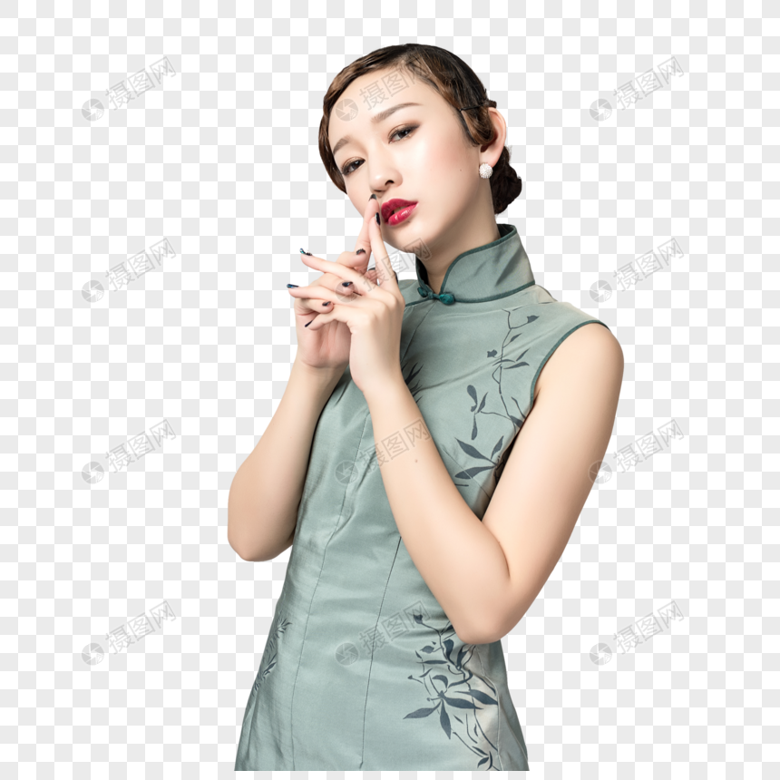 身着旗袍的美女沉思状图片