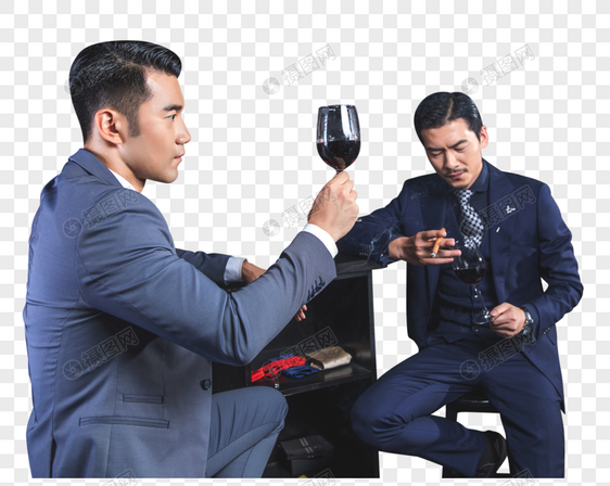 高端商务男士抽雪茄喝红酒图片