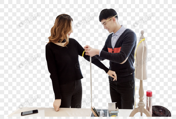 男设计师给女顾客测量量衣图片