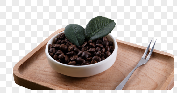 香浓美味的深色咖啡和咖啡豆图片