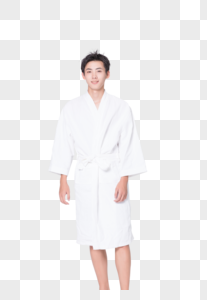 穿浴袍的男性图片