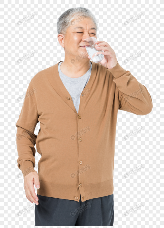 老年男性喝药形象图片