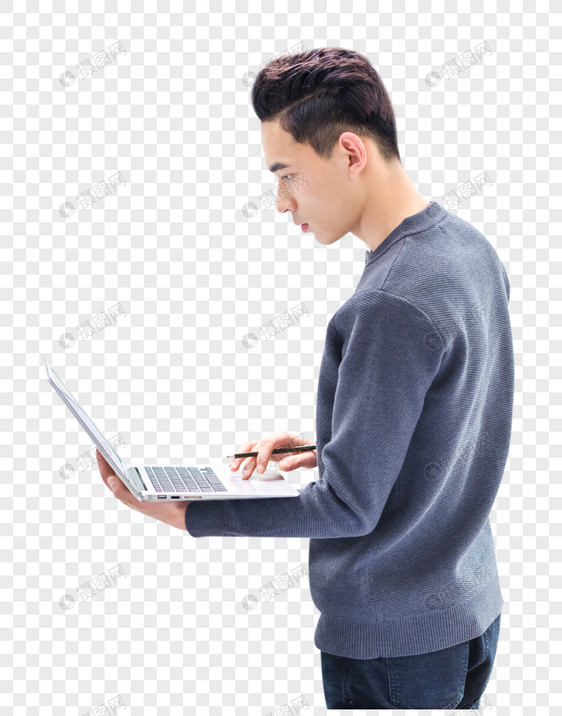 男性拿笔记本电脑图片