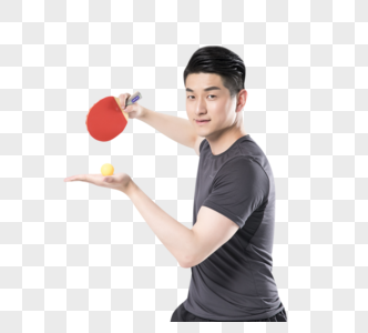 打乒乓球的运动男性图片