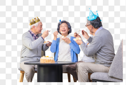 老年人生日庆祝吃蛋糕图片