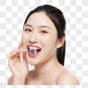 女性口腔护理牙齿健康咬冰块图片