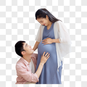 年轻奶爸听怀孕妻子胎动图片
