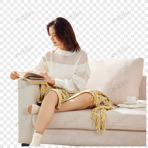沙发上阅读女性图片