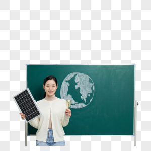 手拿太阳能发电板的女老师图片