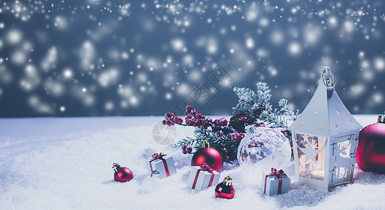 灯笼红白圣诞装饰雪魔法灯背景上灯笼圣诞装饰图片