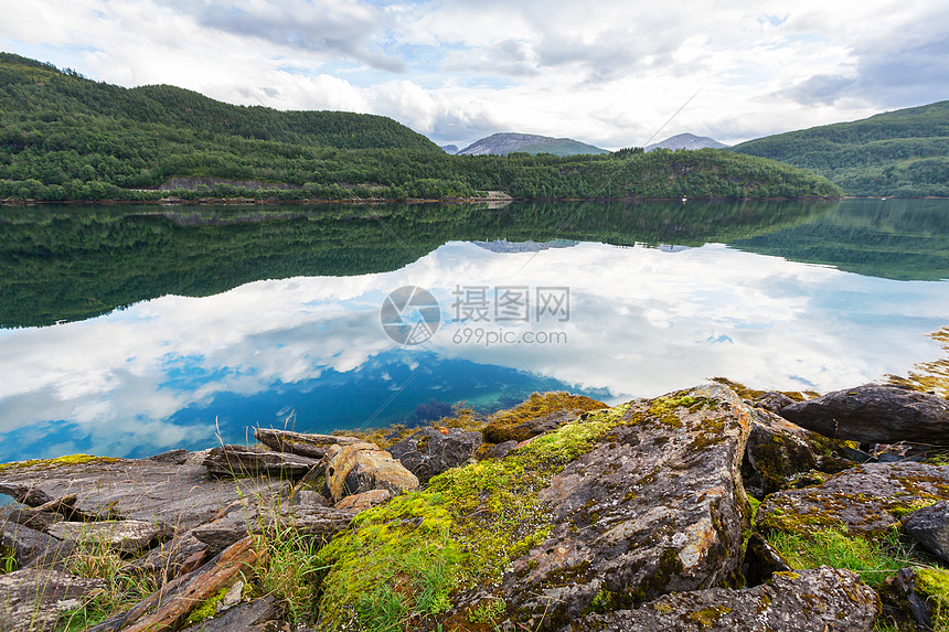 挪威北部风景如画的风景图片