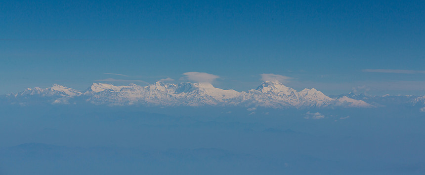 日落时分,尼泊尔喜马拉雅山,坎钦琼加峰的风景图片