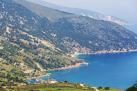 希腊美丽的岩石海岸线大海,青山,美丽的风景图片