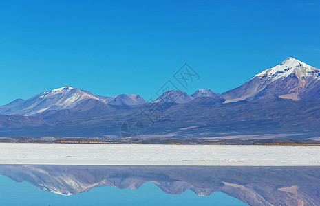 玻利维亚萨拉尔德尤尼世界上最大的盐坪,寻常的景观自然图片