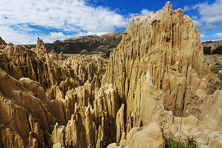 玻利维亚拉巴斯的ValledeLaLuna寻常的自然景观,美丽的地方旅行图片