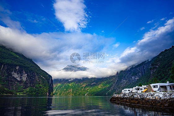 吉兰格峡湾,美丽的自然挪威家庭度假旅行RV,假日旅行汽车之家,商队汽车度假吉兰格峡湾,图片