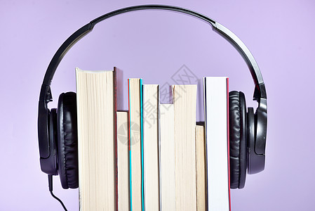 书与枫叶素材有声书籍与书籍耳机背景