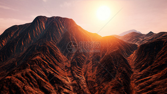 阳光照射山谷里的山脉上阳光照射山谷里的山上图片