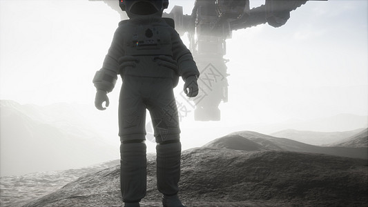 宇航员火星行星上行走图片