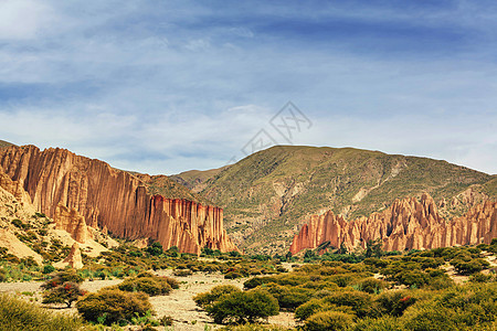 玻利维亚托皮萨附近的玻利维亚峡谷寻常的岩层美丽的山脉景观图片