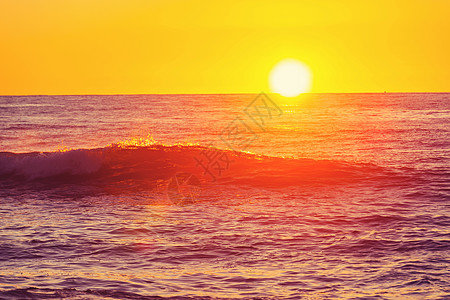 美丽的彩色日落海边适合壁纸或背景图像图片