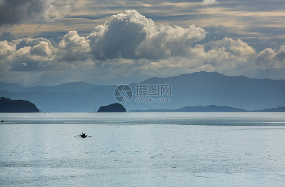 令人惊叹的海景海湾山区岛屿,巴拉望,菲律宾图片