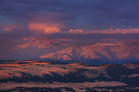 科罗拉多州的洛基山图片