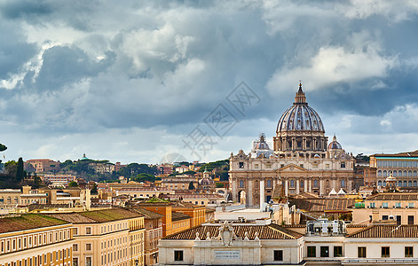 彼得大教堂位于梵蒂冈,意大利罗马的天城堡CastelSantrsquoAngelo俯瞰图片