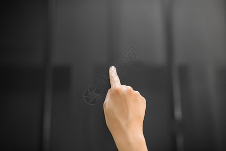 技术人的手用黑色互动板手用黑色互动板图片