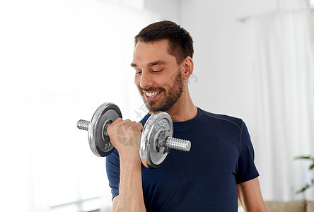 健身,运动,举重健美男人家里用哑铃锻炼男人家用哑铃锻炼图片