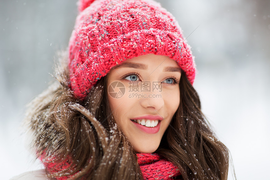 ‘~雪中的漂亮女子  ~’ 的图片