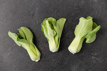 蔬菜,食物烹饪石板石背景上特写Bokchoy大白菜石板背景上Bokchoy卷心菜图片