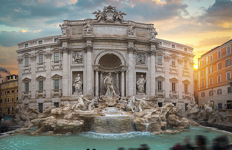 特雷维喷泉,罗马最大的喷泉图片