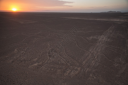南美洲秘鲁沙漠上神秘的纳斯卡线图片
