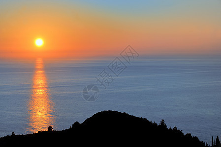 莱夫卡达的希腊海岸日落图片