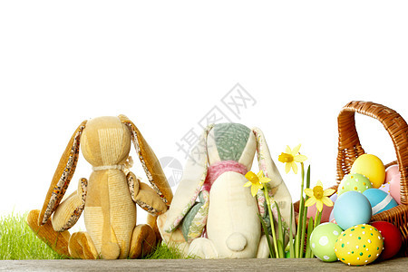 复活节作文与鸡蛋玩具兔子绿色草地上图片