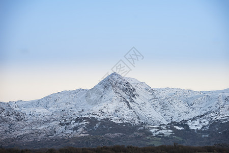 雪多尼亚公园雪登山其他山峰的美丽冬季景观形象图片