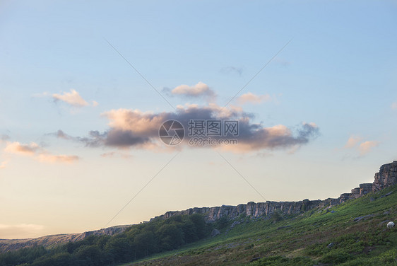 美丽的景观图像的支柱边缘夏季日落高峰地区埃格兰图片