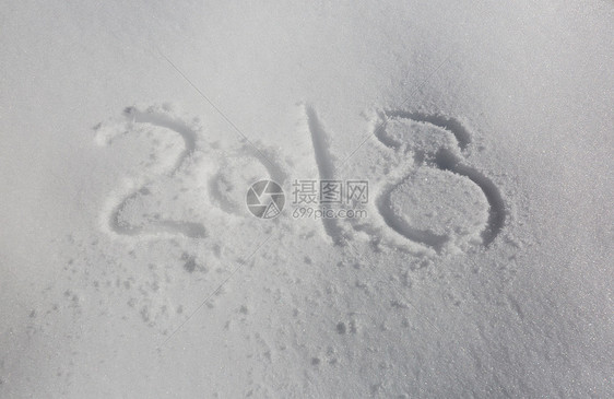 新日期2018写雪的背景图片