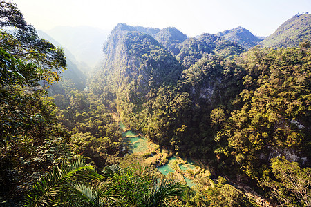 美丽的天然游泳池SEMUCChampey,兰金,危地马拉,洲图片