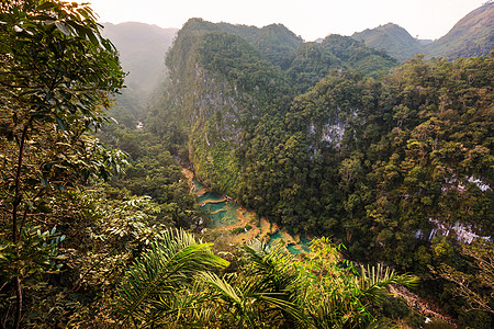 美丽的天然游泳池SEMUCChampey,兰金,危地马拉,洲图片