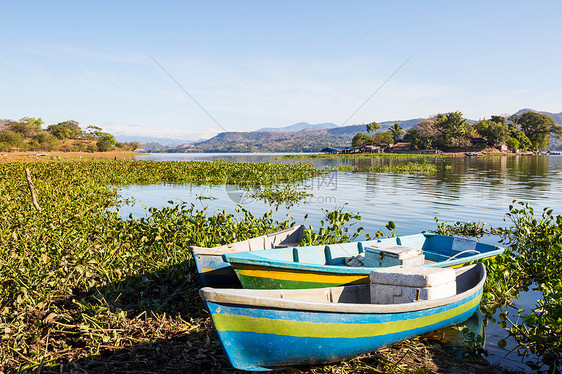 湖上的船,萨尔瓦多,洲图片