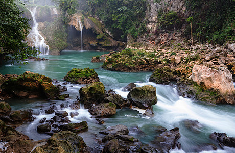 危地马拉的游泳池美丽的天然游泳池SEMUCChampey,兰金,危地马拉,洲图片