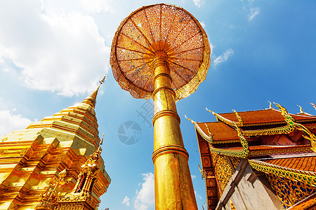 多伊缝合多义贴泰国北部最著名的寺庙图片