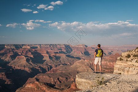 游客与背包大峡谷,亚利桑那州,美国图片