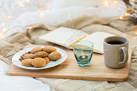 食物,舒适的燕麦饼干,茶,日记蜡烛家里饼干,茶蜡烛家里图片